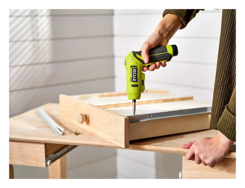 RYOBI USB Lithium Screwdriver Kit (FVD50K)