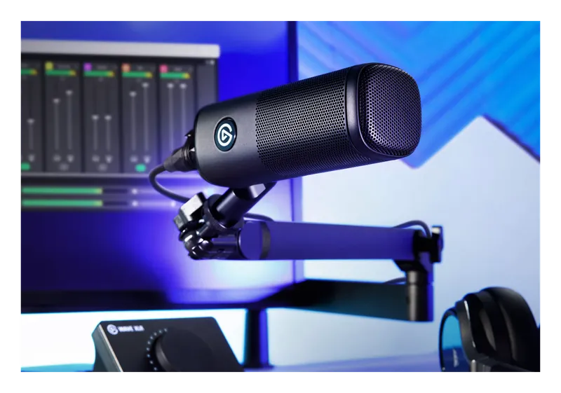 Elgato Wave Mic Arm LP with a Wave microphone on a streaming desk