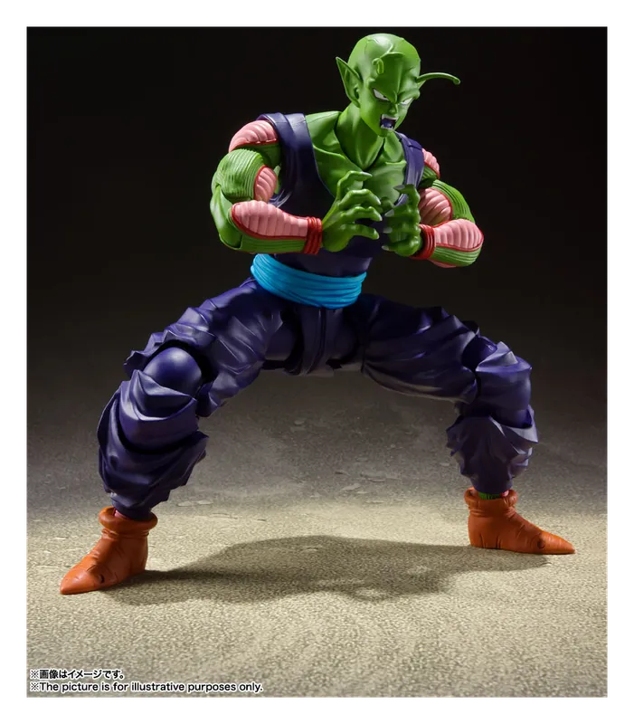S.H.Figuarts Piccolo figure in a low crouch