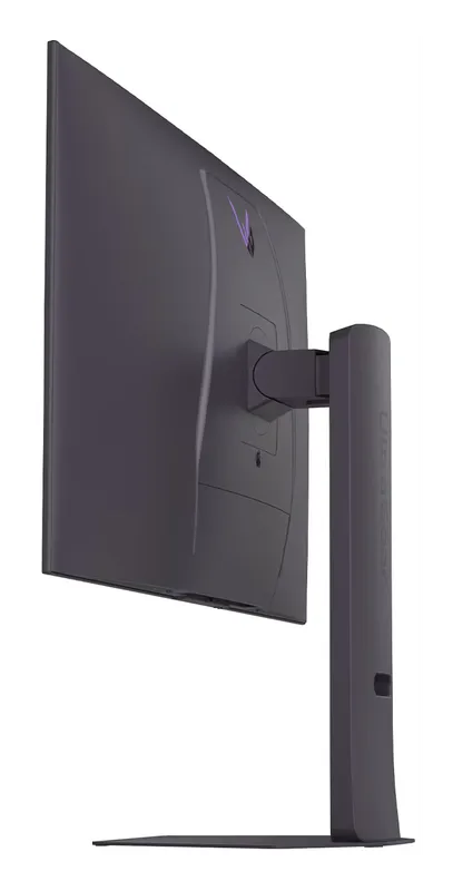 LG UltraGear 32GX870A monitor, side profile