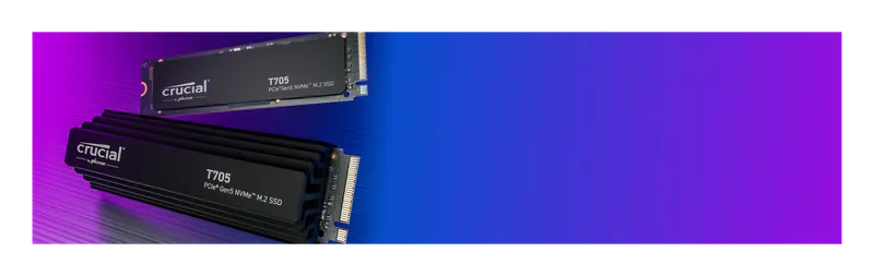 Crucial T705 SSD with and without its heatsink